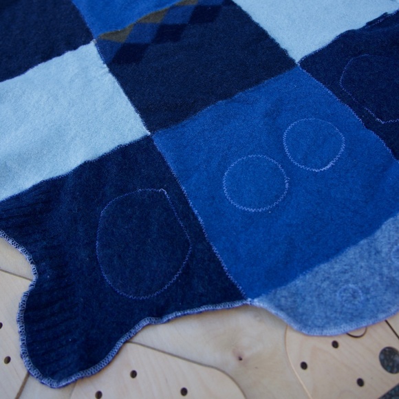 Cate & Levi 100% Wool Eco-Friendly Knitted Blue Baby Play mat Handmade In Canada - Picture 13 of 15